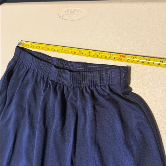 Elegant Navy Blue Skirttake 1 size M in excellent condition
#120/13tt - Picture 6 of 8